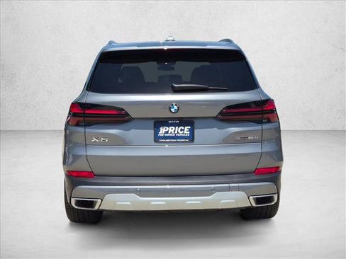 Used 2026 BMW X5 sDrive40i w/ Climate Comfort Package RWD image 7