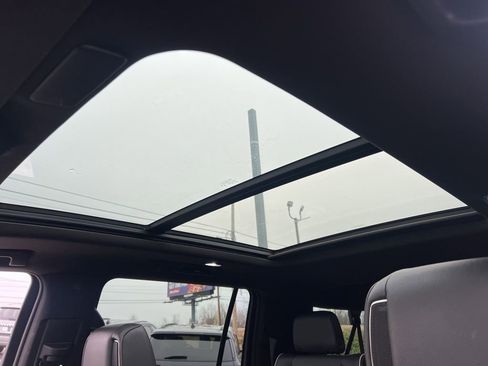 Used 2023 Cadillac Escalade ESV Sport image 36