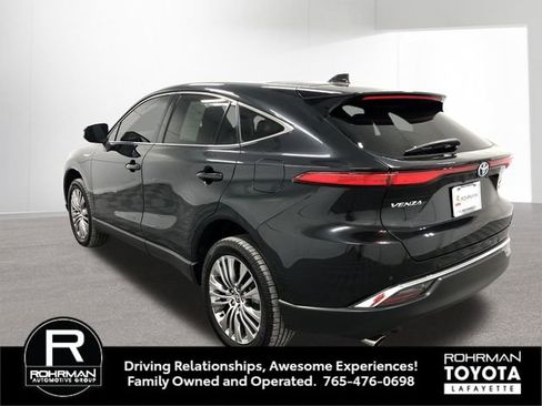 Used 2021 Toyota Venza Limited w/ Advanced Technology Package image 5