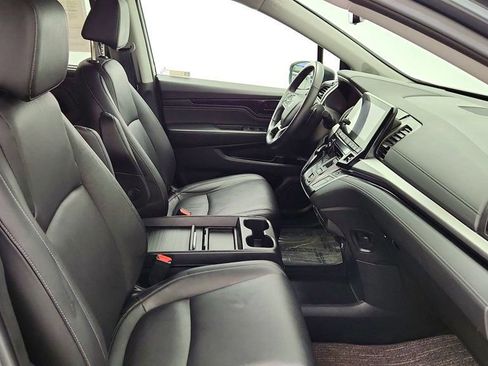 Used 2023 Honda Odyssey Touring image 28