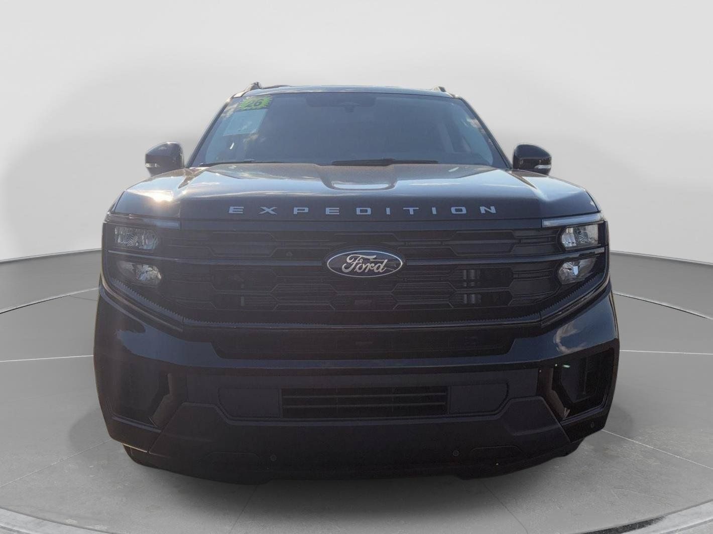 Used 2026 Ford Expedition Active RWD image 8