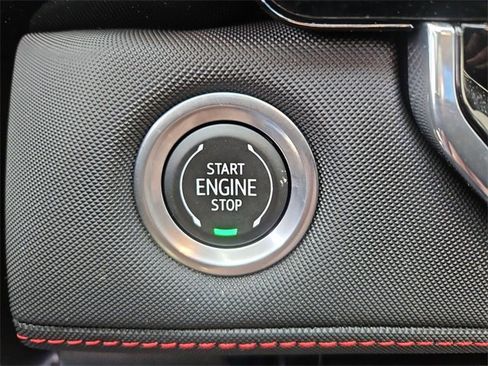 Certified 2023 Chevrolet Colorado Z71 w/ Z71 Convenience Package 2 image 17