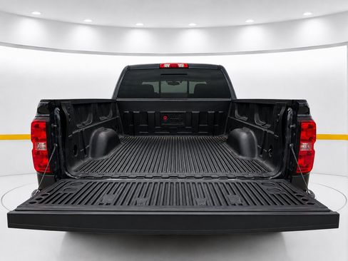 Used 2017 Chevrolet Silverado 1500 LT w/ All Star Edition AWD/4WD image 17