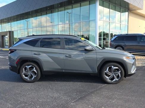 Certified 2024 Hyundai Tucson SEL w/ Convenience Package FWD image 21