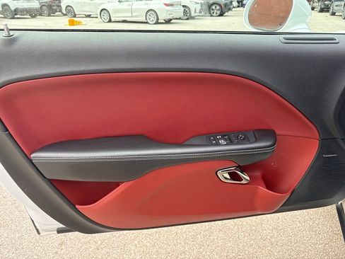 Used 2018 Dodge Challenger SRT Hellcat image 13