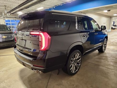 Certified 2025 GMC Yukon Denali Ultimate AWD/4WD image 4