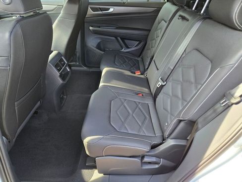 New 2025 Volkswagen Atlas Cross Sport SE AWD/4WD image 7