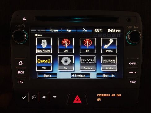 Used 2016 Chevrolet Traverse LT w/ Style and Technology Package FWD image 25