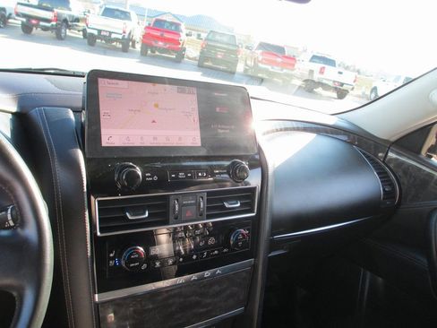 Used 2022 Nissan Armada Platinum w/ Captain's Chairs Package image 32