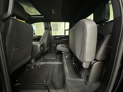 Used 2026 GMC Sierra 2500 AT4 AWD/4WD image 14