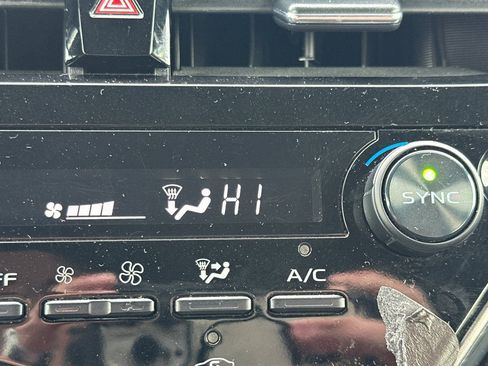 Used 2023 Toyota Camry LE image 29