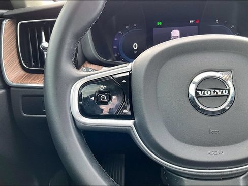 Used 2023 Volvo XC60 B5 Plus w/ Protection Package Premier FWD image 18