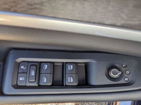 New 2025 Jeep Grand Cherokee L Limited w/ Luxury Tech Group II AWD/4WD image 17