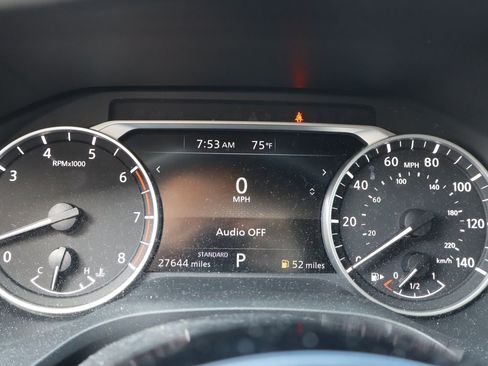 Used 2023 Nissan Rogue SV w/ SV Premium B Package FWD image 12