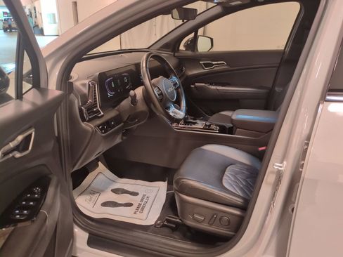 Certified 2023 Kia Sportage X-Line w/ X-Line Premium Package AWD/4WD image 12