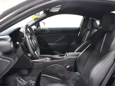 Used 2024 Toyota GR86 Premium RWD image 15