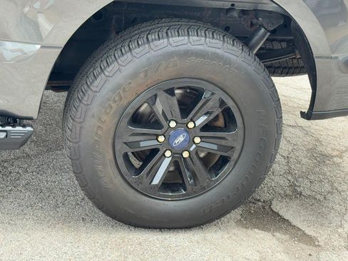 Used 2018 Ford F150 XLT w/ Equipment Group 301A Mid AWD/4WD image 9