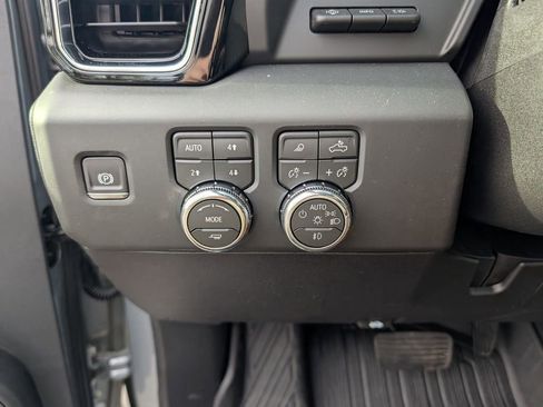 New 2026 GMC Sierra 2500 Denali Ultimate image 15