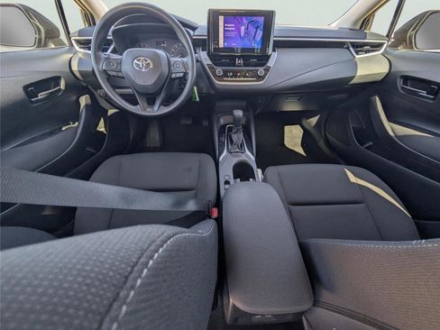 Used 2024 Toyota Corolla LE image 29