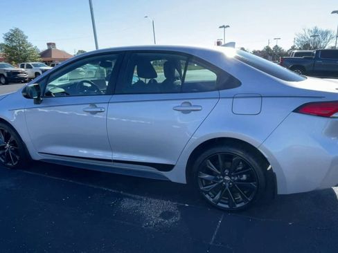 Used 2023 Toyota Corolla SE image 6