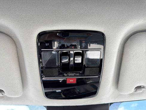 Used 2025 Hyundai Santa Fe Calligraphy FWD image 29