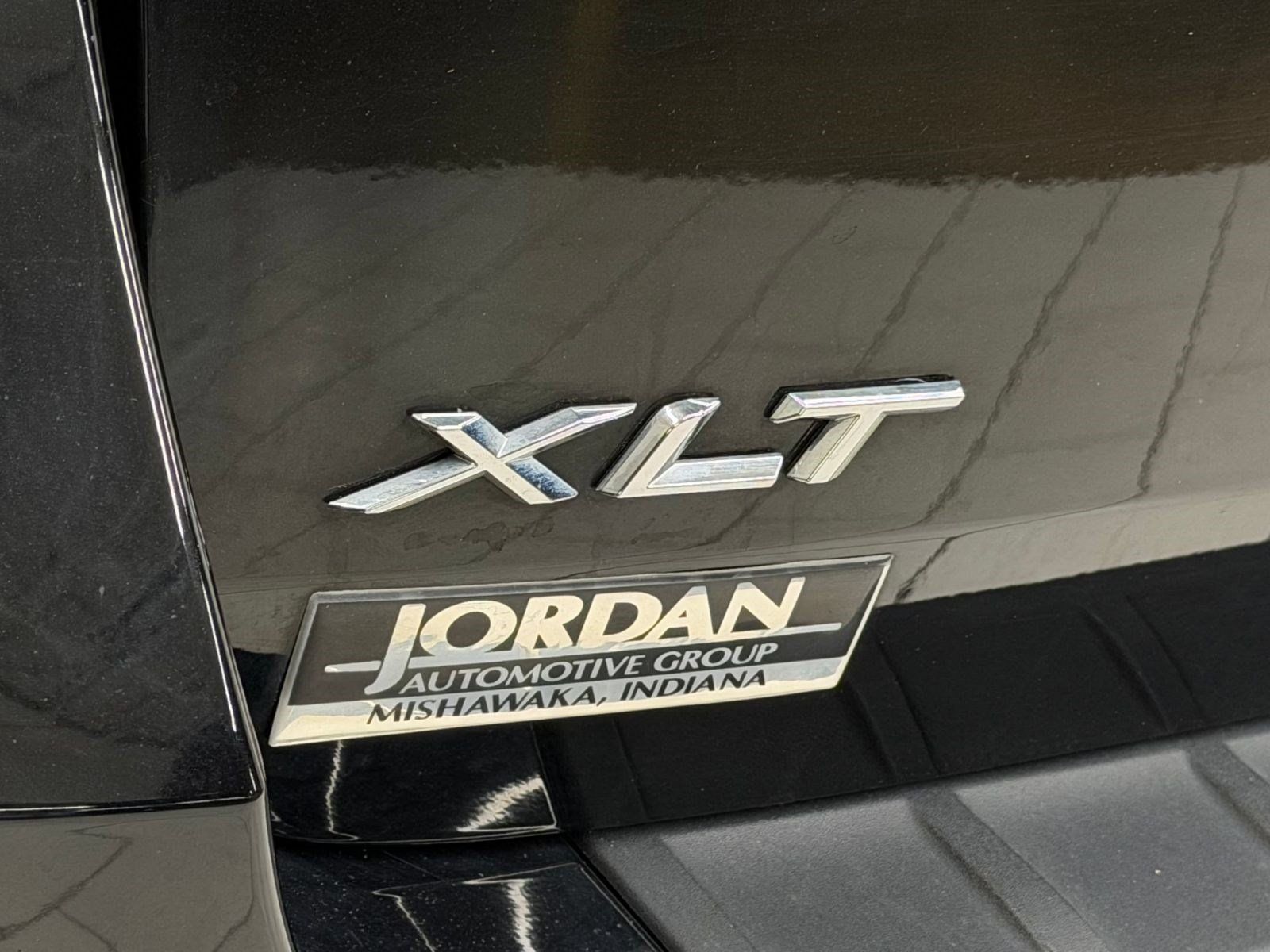 Certified 2023 Ford Explorer XLT w/ Class IV Trailer Tow Package AWD/4WD image 34