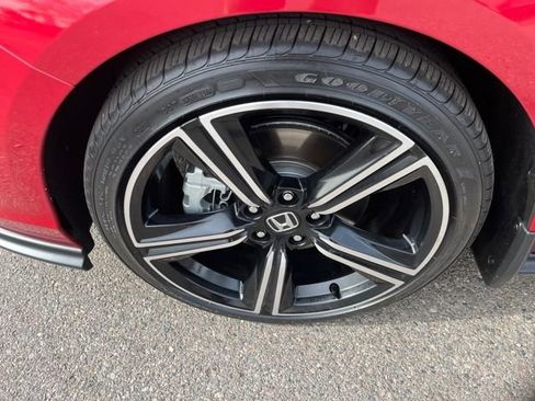 Used 2023 Honda Accord Sport image 10