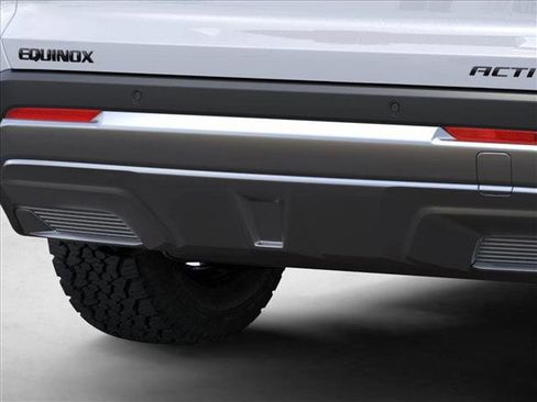 New 2026 Chevrolet Equinox ACTIV image 14