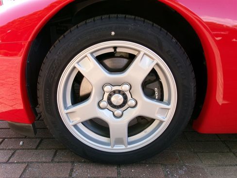 Used 1999 Chevrolet Corvette Coupe w/ Roof Pkg RWD image 29