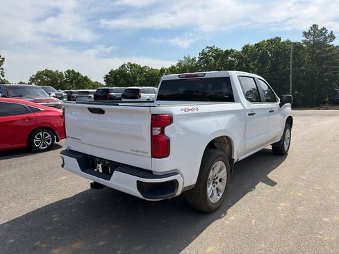 Used 2023 Chevrolet Silverado 1500 Custom AWD/4WD image 3
