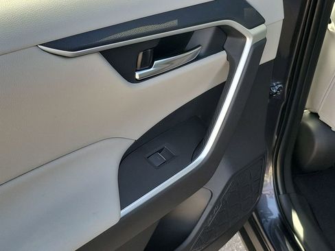 New 2025 Toyota RAV4 XLE image 46