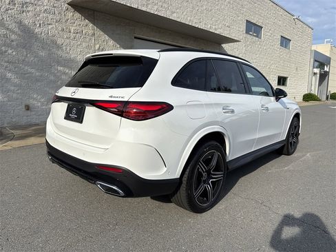 New 2025 Mercedes-Benz GLC 350e 4MATIC image 3
