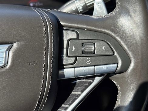 Certified 2023 Cadillac Escalade ESV V w/ LPO, ONYX Package image 26