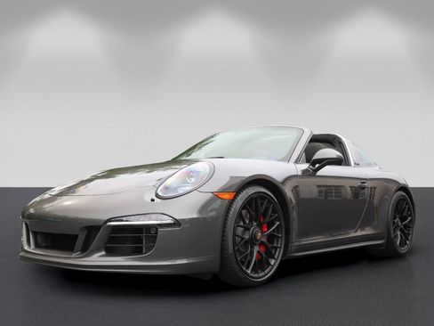 Used 2016 Porsche 911 Targa 4 GTS AWD/4WD image 7