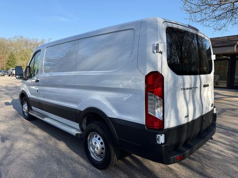 Used 2024 Ford Transit 250 Low Roof AWD w/ Exterior Upgrade Package image 3