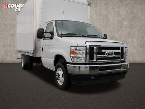New 2025 Ford E-350 and Econoline 350 Super Duty w/ Power Equipment Group image 5