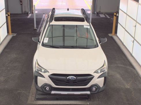 Used 2023 Subaru Outback Limited XT AWD/4WD image 2
