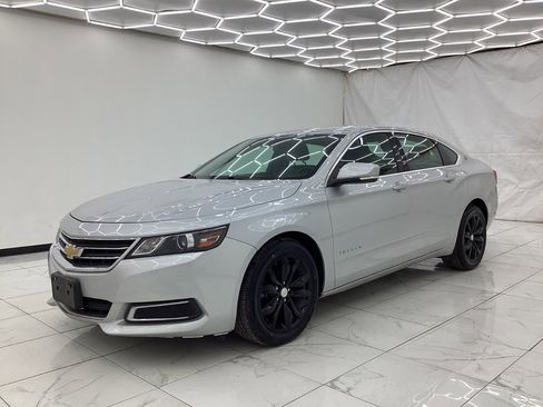 Used 2017 Chevrolet Impala LT w/ Convenience Package image 6