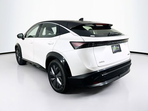 Used 2023 Nissan Ariya FWD image 5