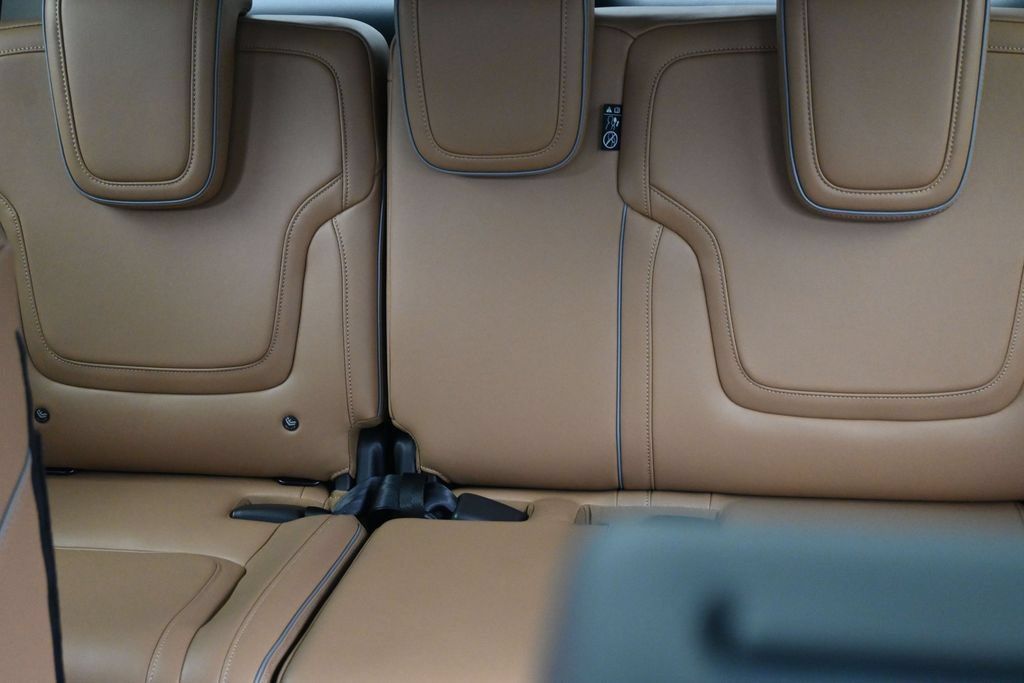 New 2027 INFINITI QX80 Luxe AWD/4WD image 22