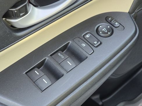 Certified 2019 Honda CR-V LX image 24