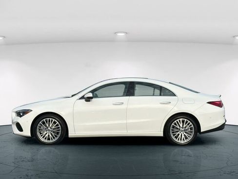 Certified 2025 Mercedes-Benz CLA 250 4MATIC image 4