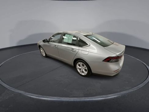 Used 2023 Honda Accord LX image 6