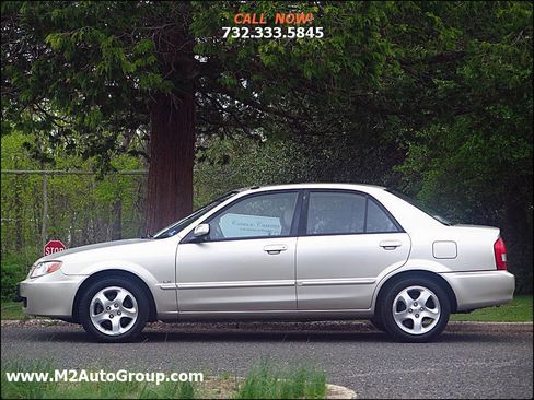Used 2002 MAZDA Protege LX image 2