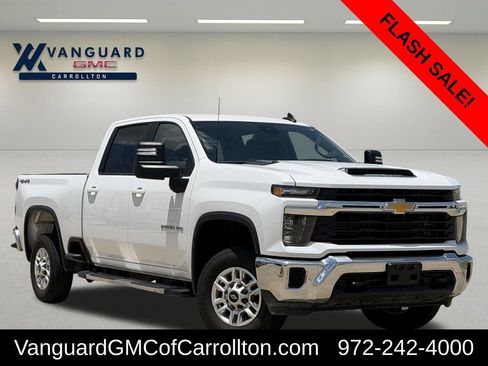 Used 2026 Chevrolet Silverado 2500 LT AWD/4WD image 1