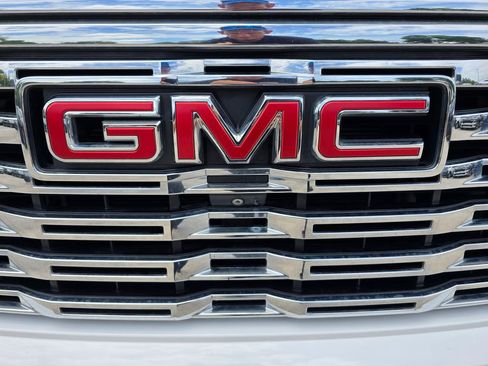 Used 2022 GMC Sierra 1500 Denali AWD/4WD image 11
