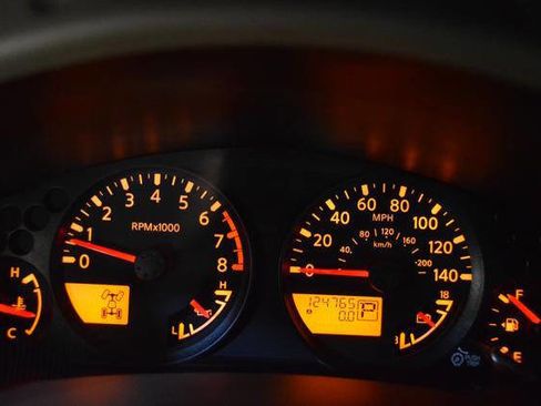 Used 2014 Nissan Frontier SV w/ SV Value Truck Package image 19