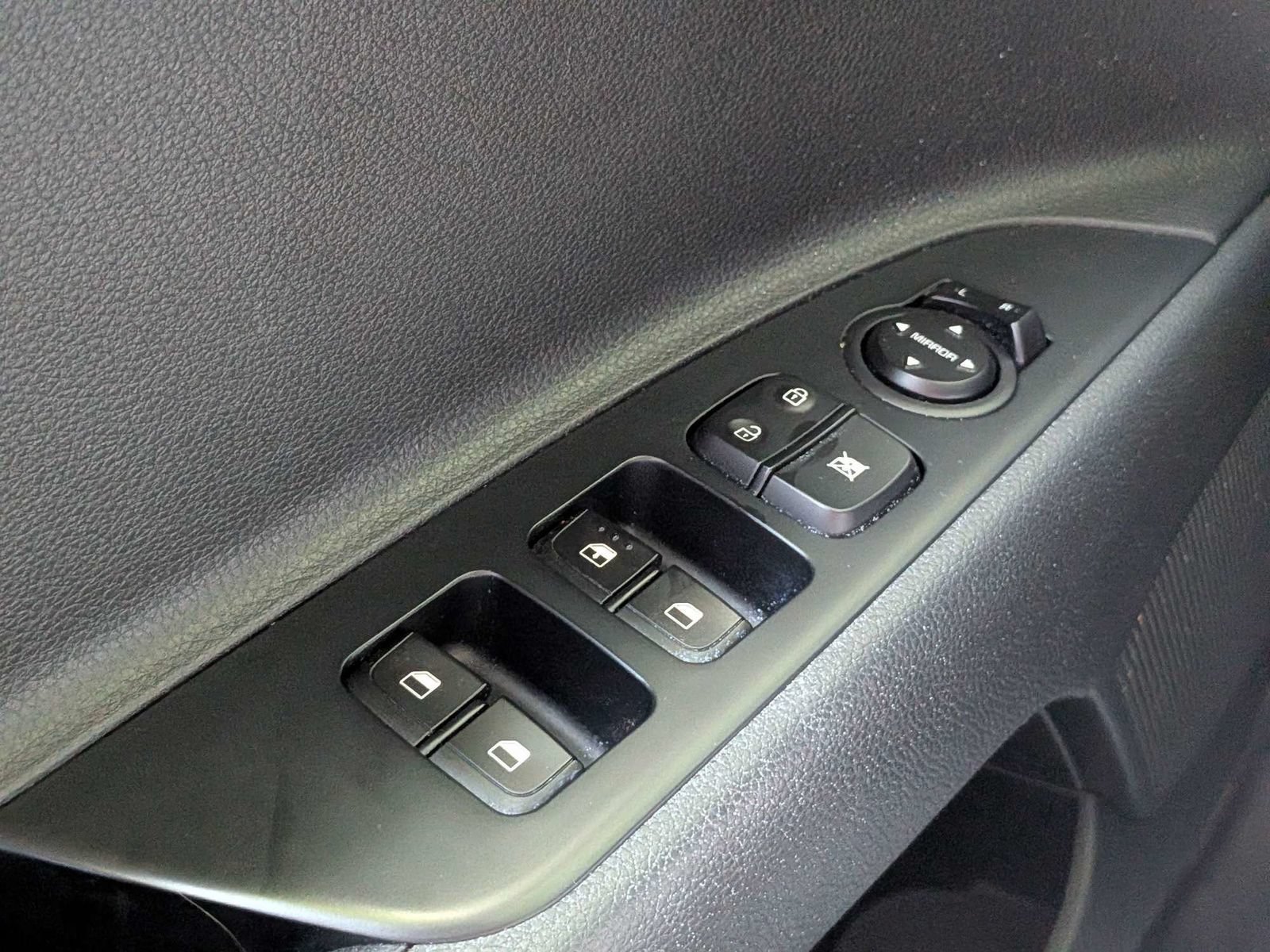 Used 2022 Kia Rio S FWD image 25