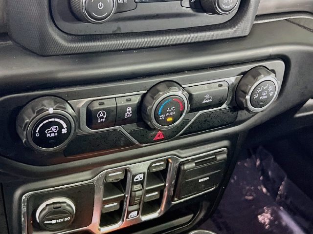 Used 2020 Jeep Gladiator Sport w/ Quick Order Package 24S AWD/4WD image 12