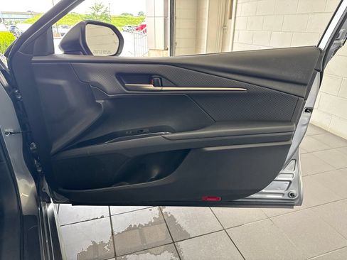 Used 2025 Toyota Camry SE w/ Convenience Package FWD image 52